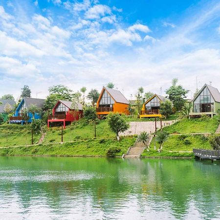 Legacy Hill Resort & Villas Hòa Bình エクステリア 写真